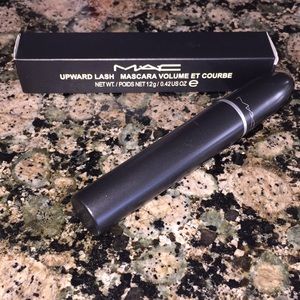 NEW MAC Cosmetics Upward Lash Mascara - Blue